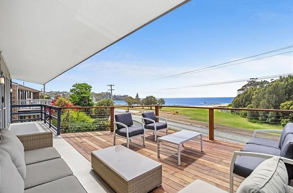 Malua Bay House | George Bass Drive 569 On The Beach Living