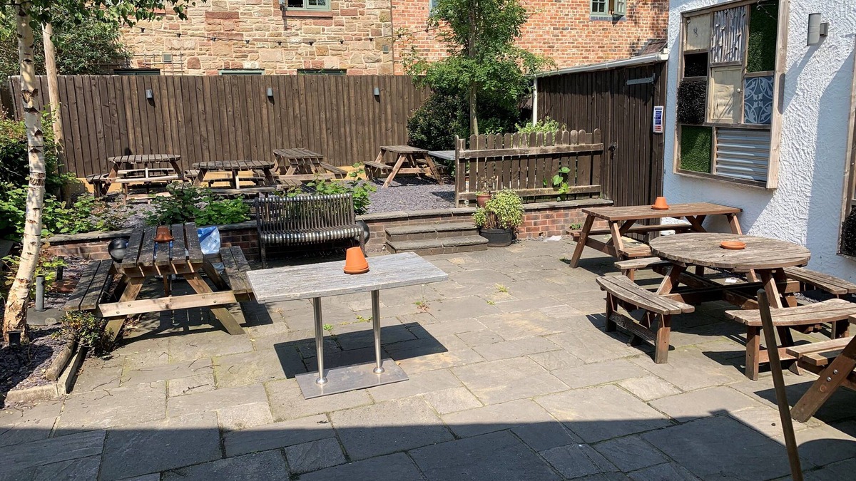 Tarvin Bed & Breakfast | George & Dragon