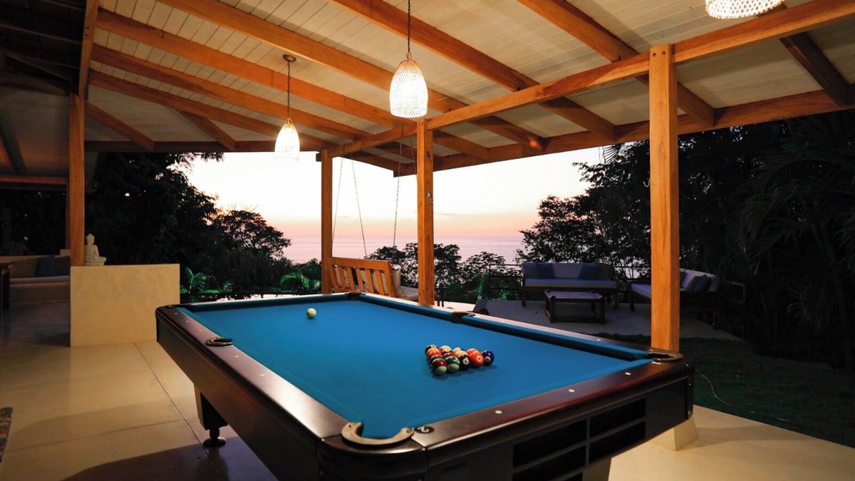 Mal Pais Villa | Georgeous 3 bedroom villa ocean & sunset views only 5 minutes from Santa Teresan