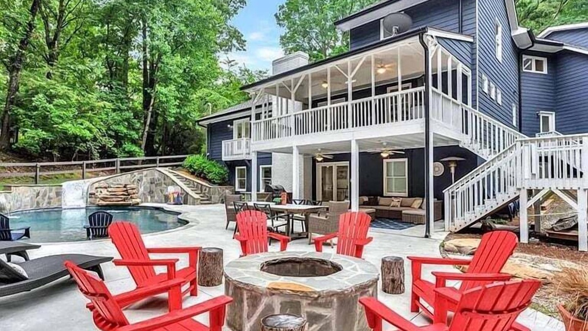 Flowery Branch House | Georgia Lakeside Getaway with Private Pool