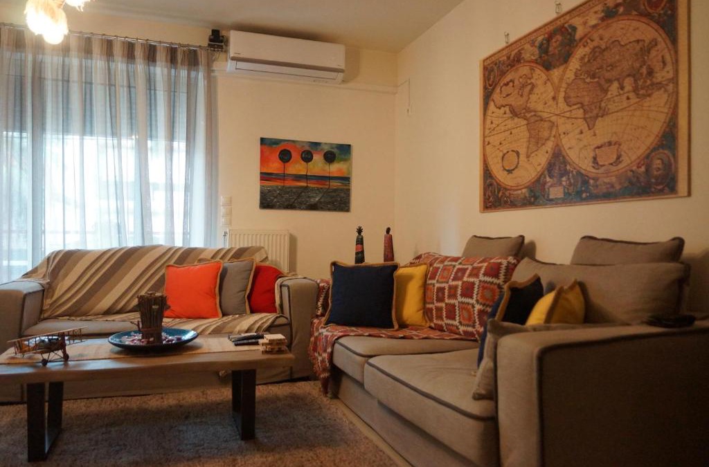 Piraeus Apartment | Georgina's cozy apartment -Metropolitan Hospital-