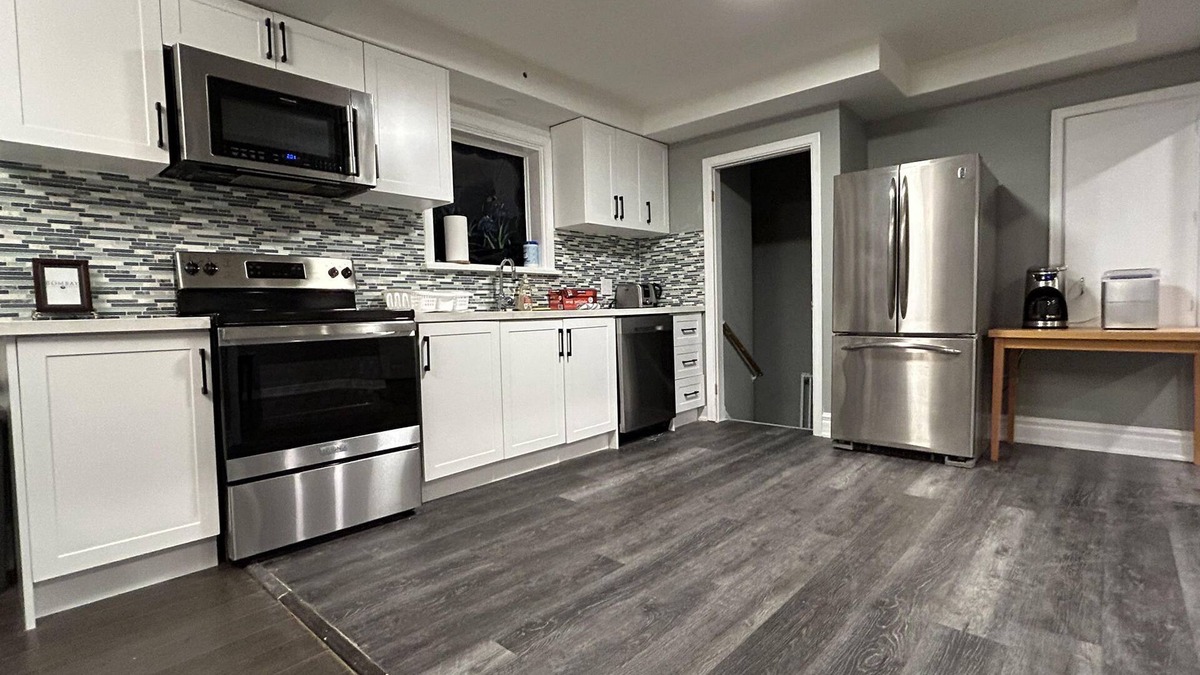 Sutton Cottage | Georgina Waterfront Cottage w/ game room