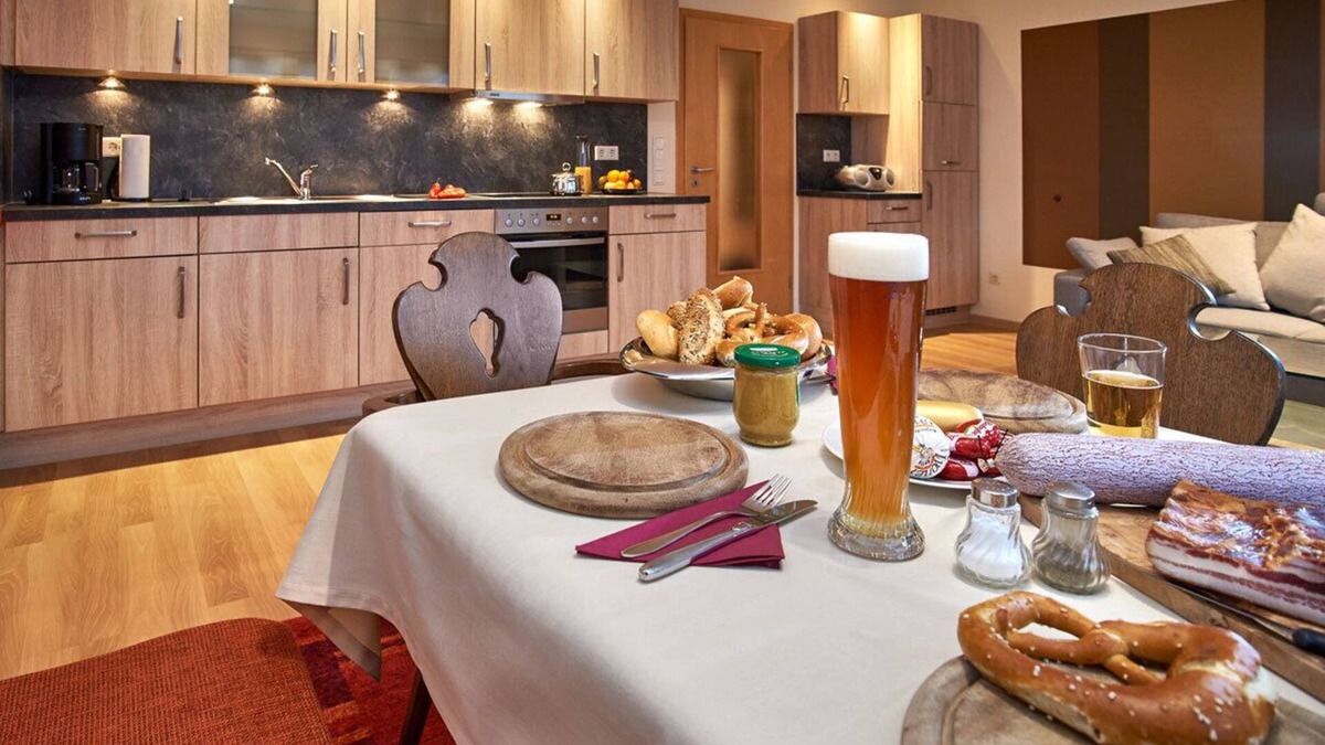 Prunn Apartment | Geräumige Ferienwohnung für bis zu 4 Personen mit Großer Terrasse