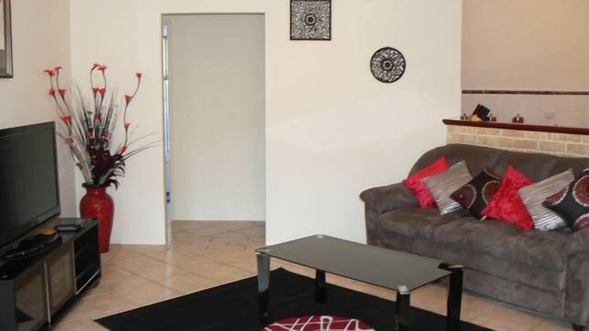 Wonthella House | Geraldton Luxury Retreat 2