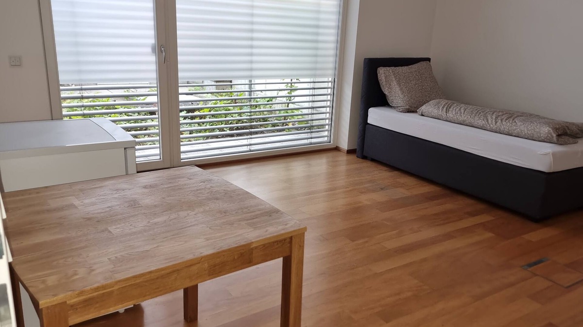 Helpfau-Uttendorf Apartment | Geräu. Ground floor apartment with terrace in the village center with 8 bedrooms. 2 bathrooms and a kitchen