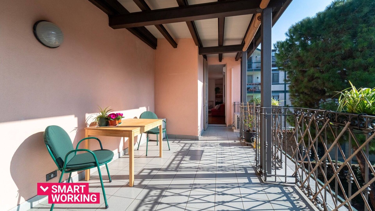 Como Apartment | Gerbett Apartment with Terrace by Wonderful Italy