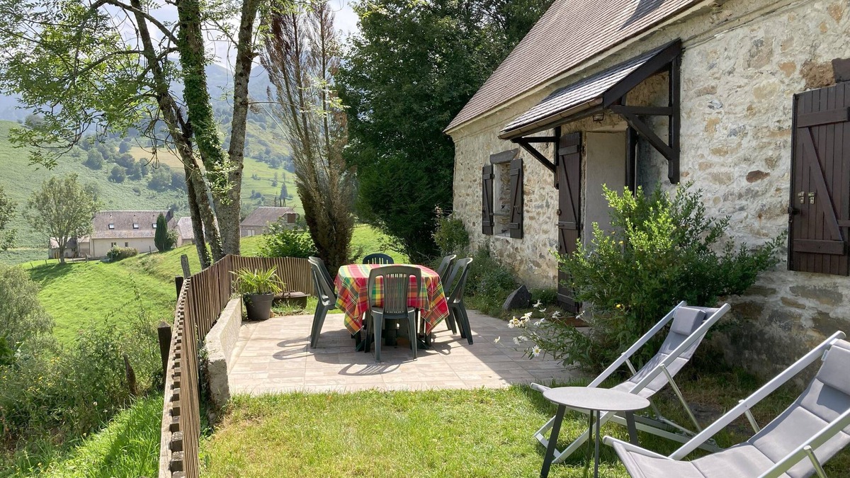 Germs-sur-l'Oussouet House | Germs sur l'Oussouet : Beautiful sheepfold in the heart of the mountains