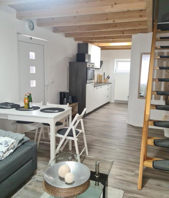 Sandershausen Apartment | Gesamte Unterkunft free parking, WLAN