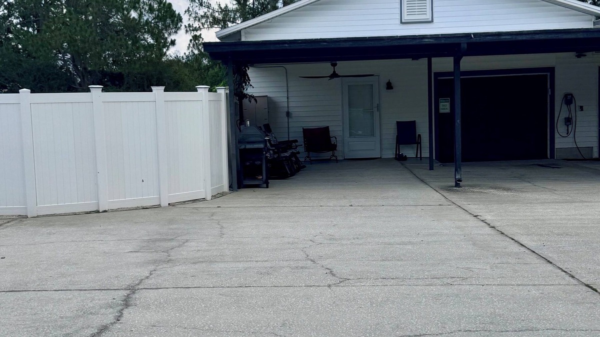 Nichols Apartment | Get A Private One Bed Room Apartment At A Great Price.