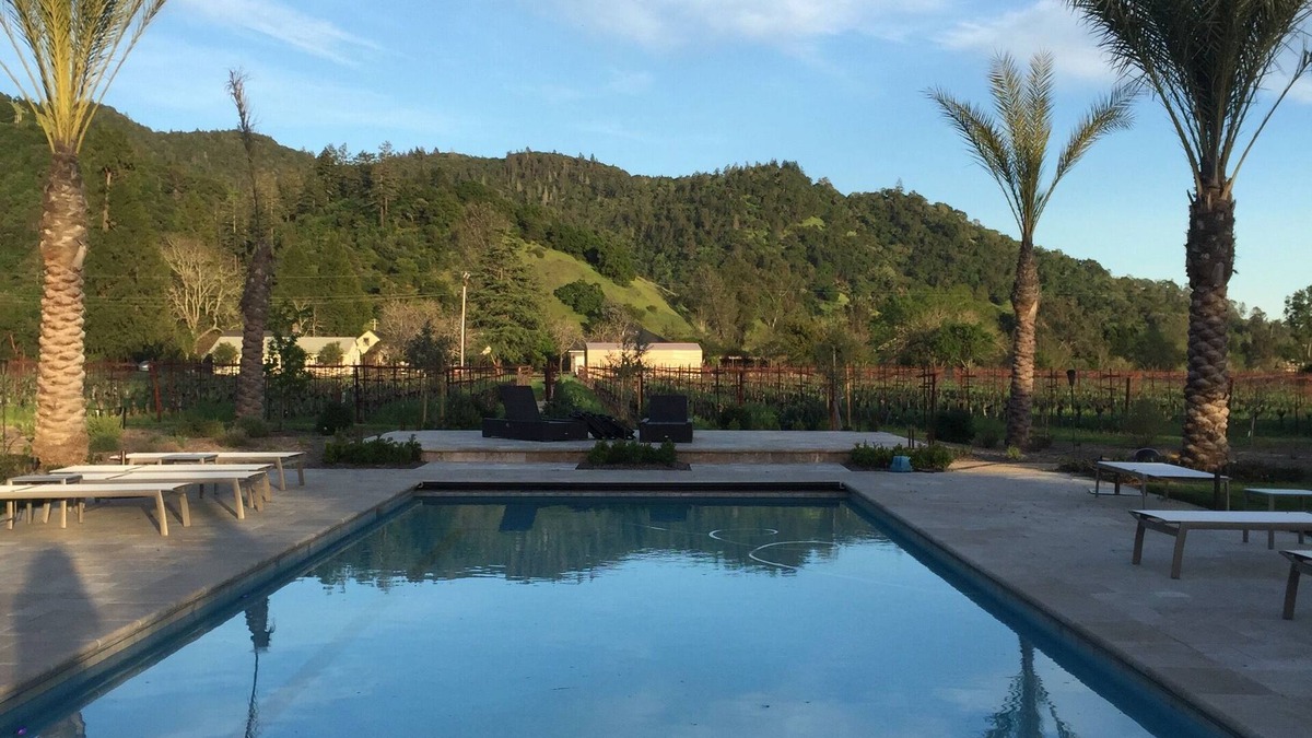Calistoga House | Get away from the craziness, relax and enjoy some warmer weather.