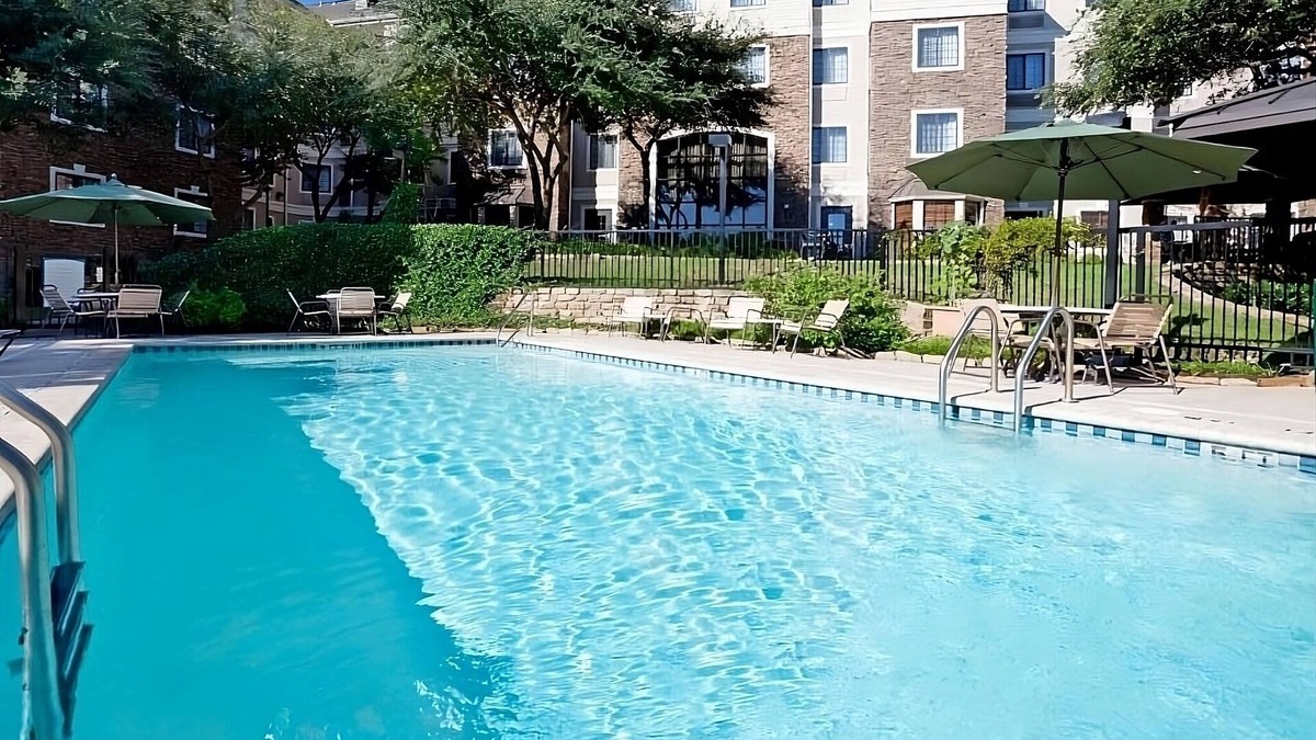 Gateway Hotel | Get Ready for Blissful Getaway! Pet-Friendly, w/Pool, Near Gracywoods Park!