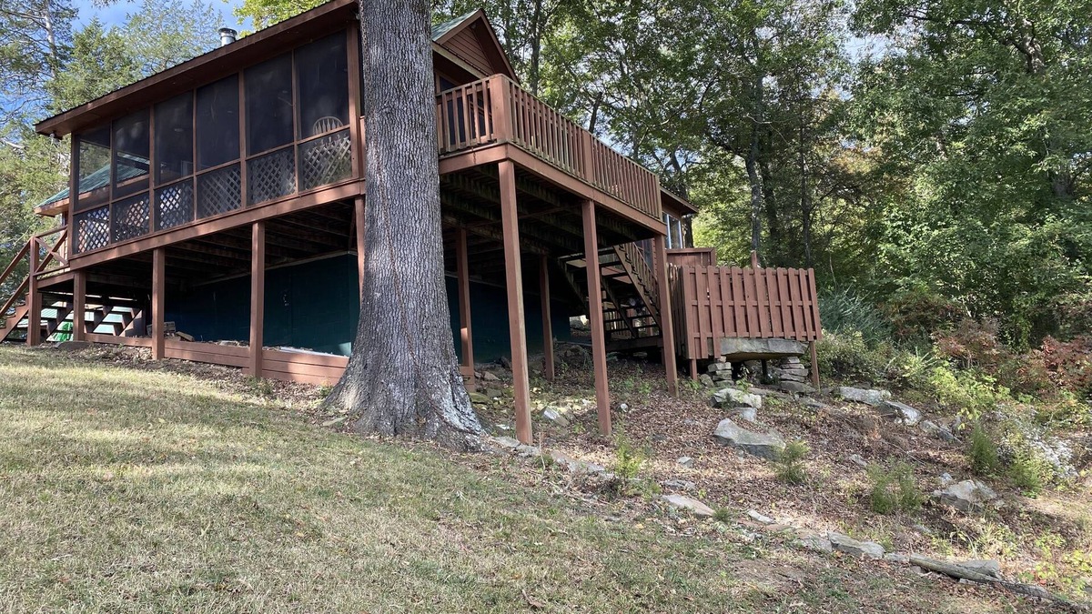 Pleasant Grove Cabin | Get some peace inside and out at this cozy cabin-warm fire, river, and fishing!