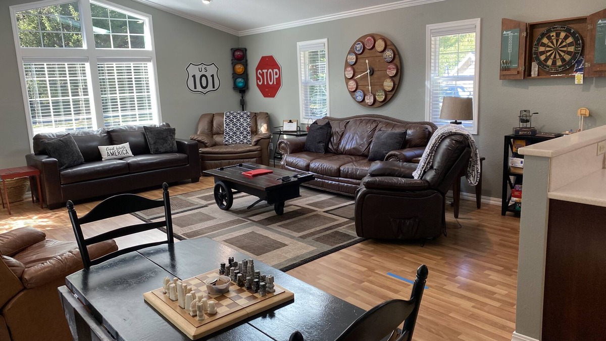 Crescent City Apartment | Getaway in the Redwoods