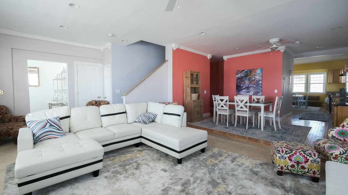 Marysville Condo | Getaway with river views - 3 bed, 2.5 bath condo on the St. Clair River, U4 n