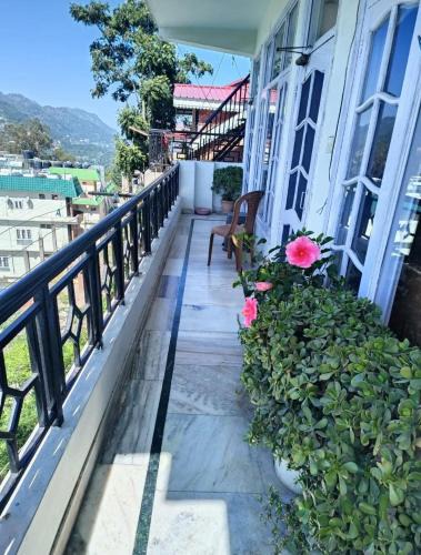 Bajoral Khurd Apartment | Ghar 2 BHK Homestay