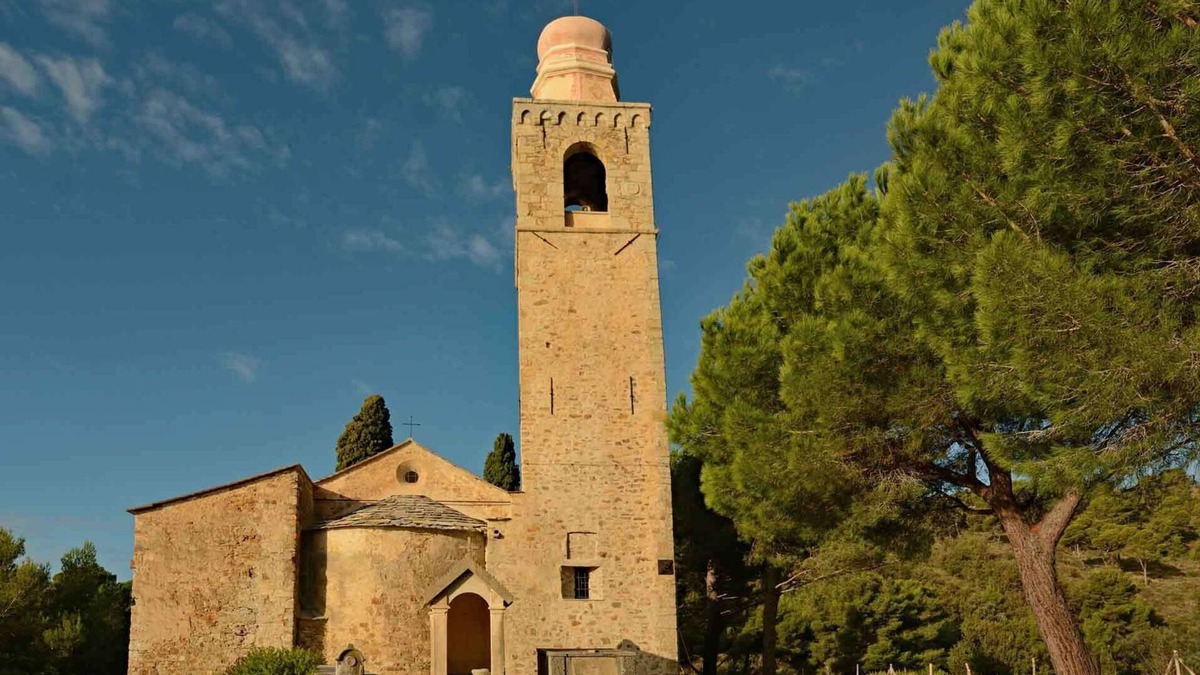 Costarainera Apartment | Gi House. Borgo antico Costarainera - typical apartment for families