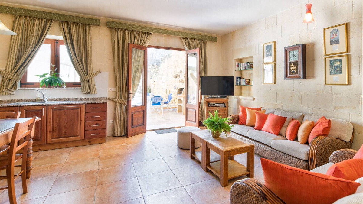 Xewkija Villa | Gianni - Xewkija Holiday Home