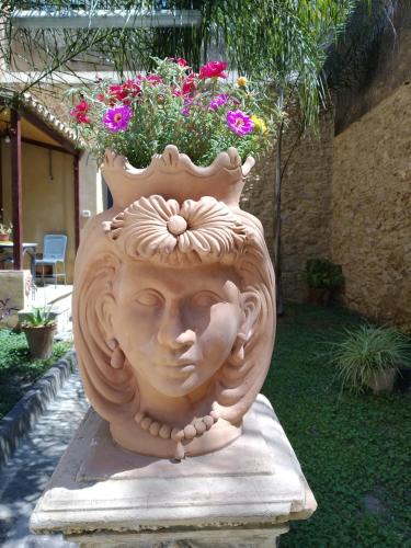 Caltagirone Apartment | Giardinetto Papale, centralissimo