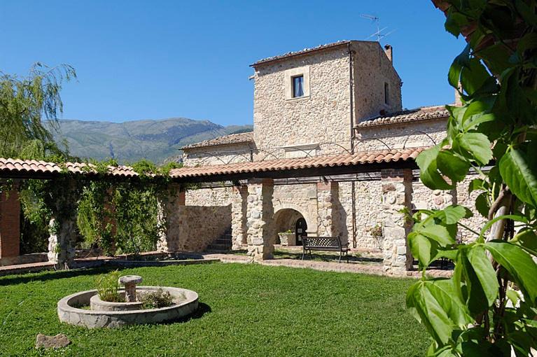 Polizzi Generosa House | Giardino Donna Lavia