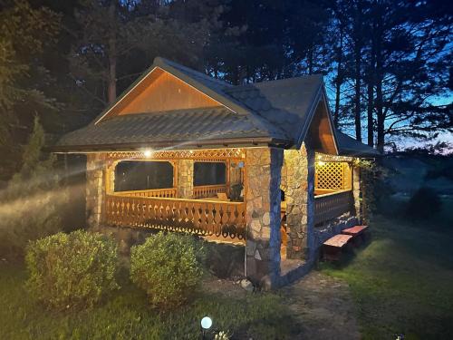 Kolno House | Gietki - dom wypoczynkowy na wyłączność z linią brzegową