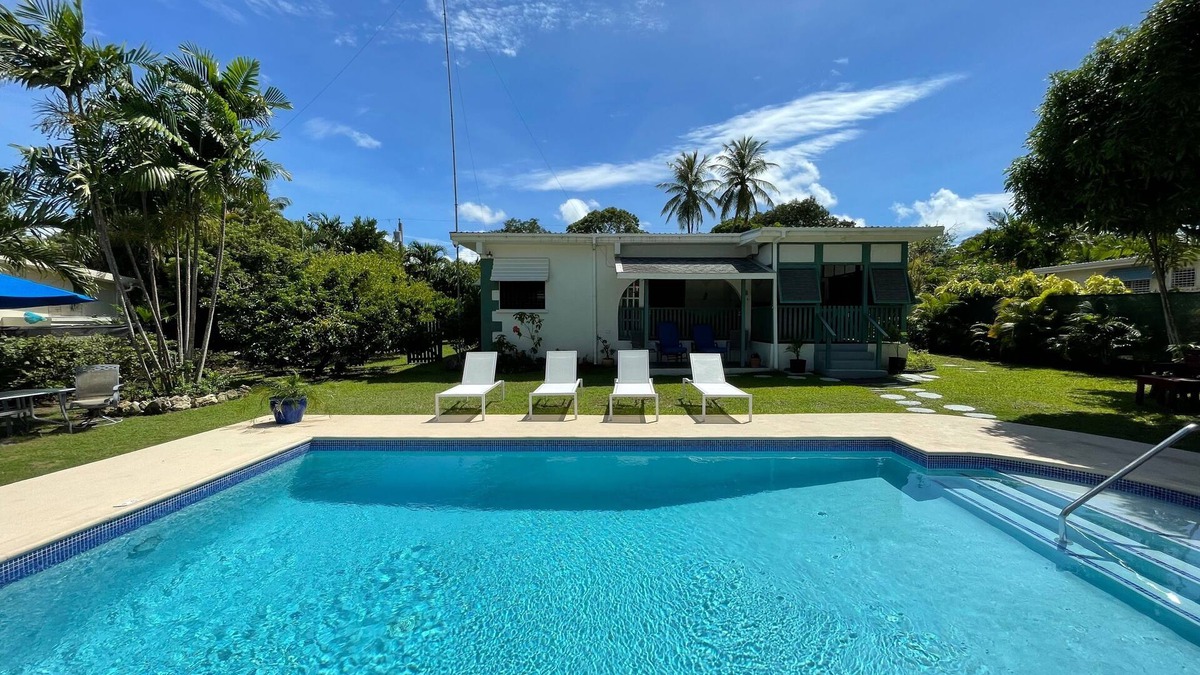 Sandy Lane Villa | Giggles - Beautiful Bajan Villa with Private Pool