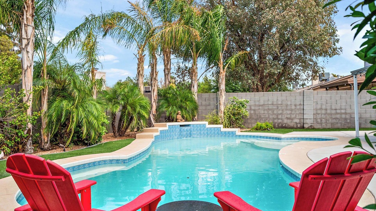 Gilbert House | Gilbert Home, Walk to Downtown, Restaurants, Nightlife 10+ location!