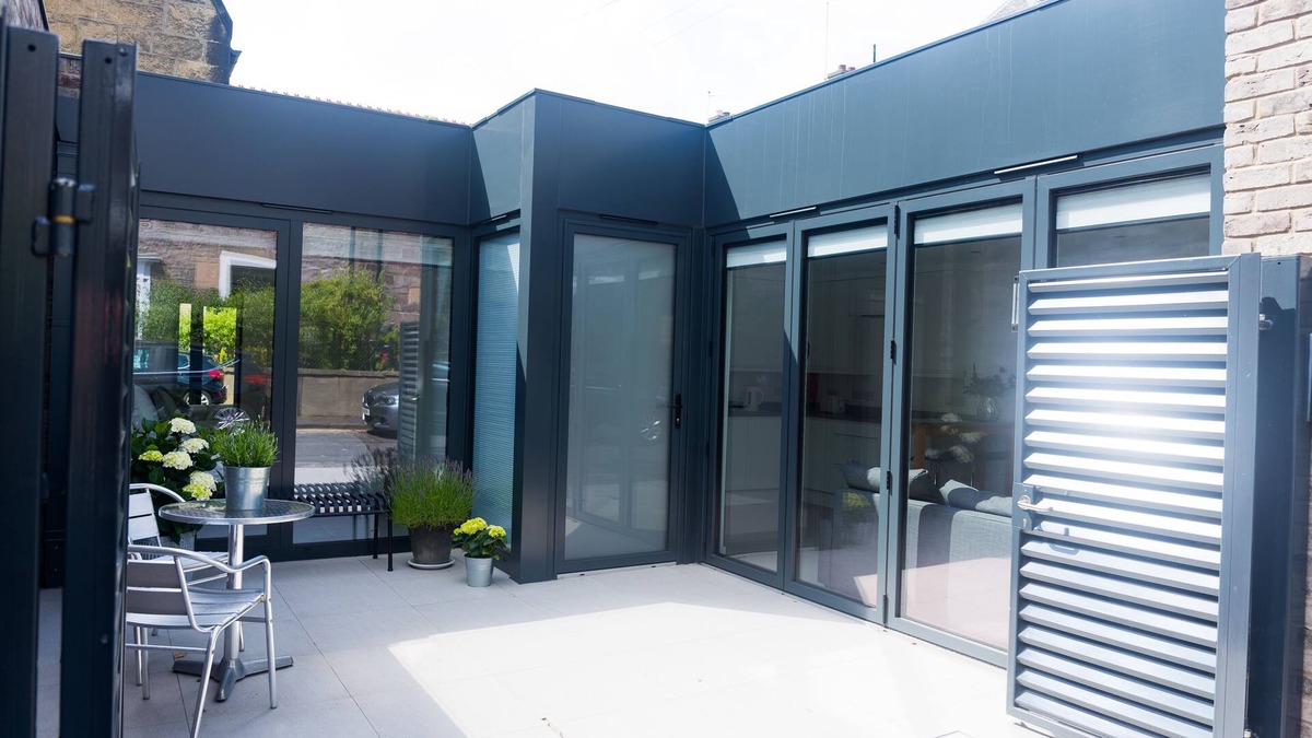 Tollcross House | Gillespie House Stunning Architect designed house near Kings Theatre
