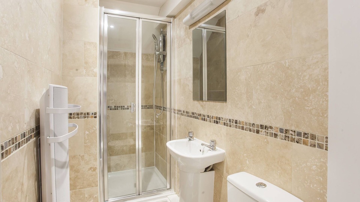 York Cottage | Gillygate Boutique Apartment - sleeps 4 guests in 1 bedroom