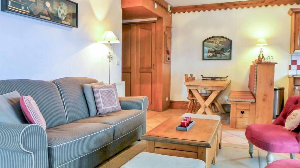 Chamonix City Centre Apartment | Ginabelle 1 by Interhome