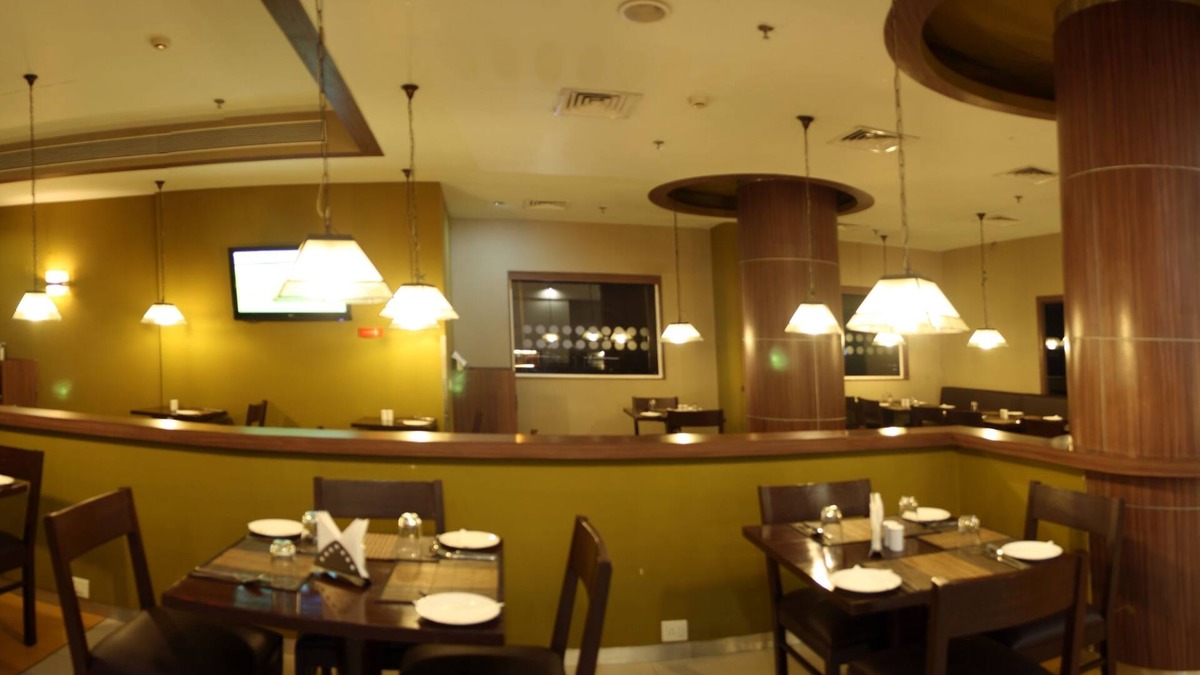 Uttukuli Hotel | Ginger Tirupur