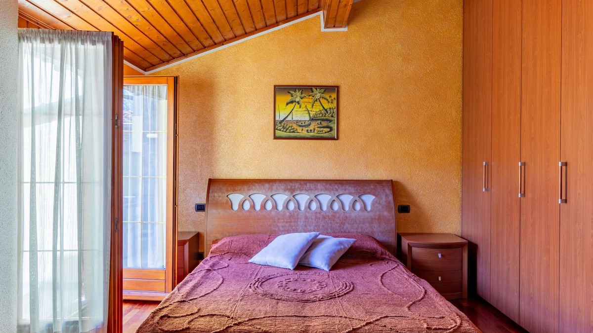 Corrido House | Girasole by Interhome
