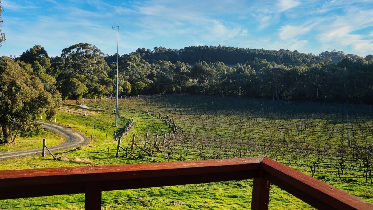 Gisborne Cottage | Gisborne Peak Winery - Cottages - Vineyard Stay Macedon Ranges