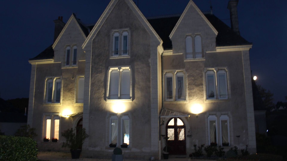 Cravant-les-Coteaux House | Gite à Cravant les Coteaux