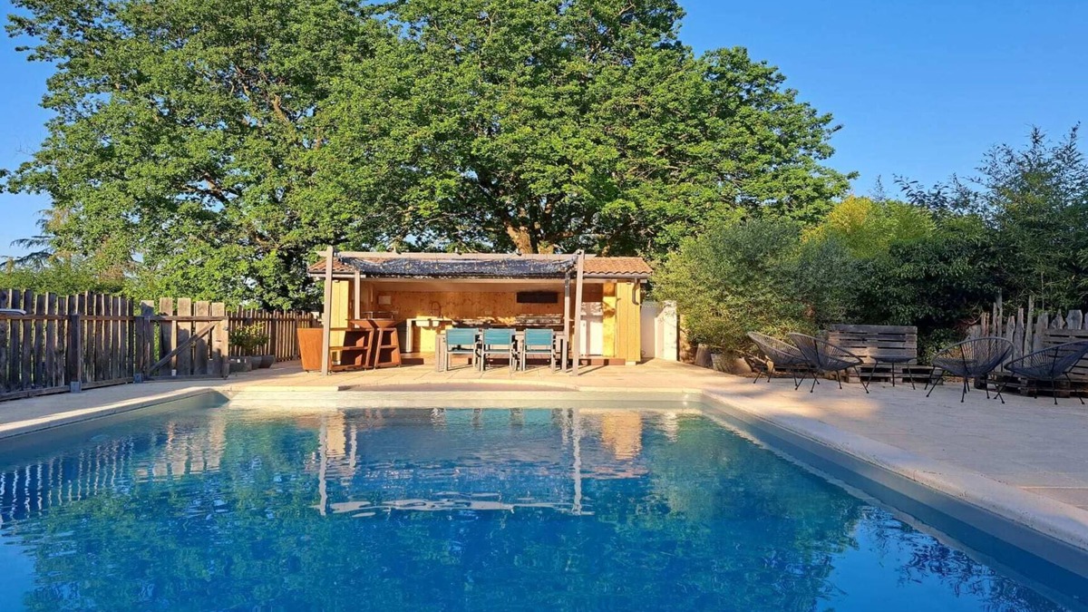 Pujaudran Cottage | Gîte 2 people swimming pool AC and garden nature near toulouse Airbus
