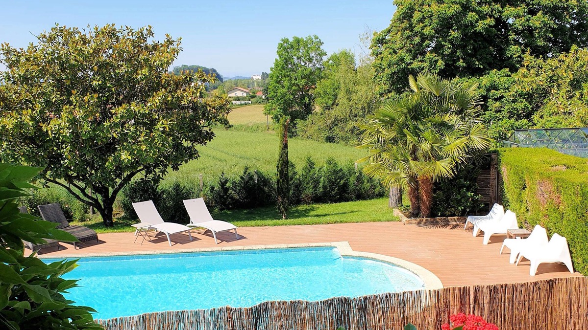 Meximieux Apartment | Gite 3*** Les Jouvenceaux in Fontaine de Jouvence 2 bedrooms