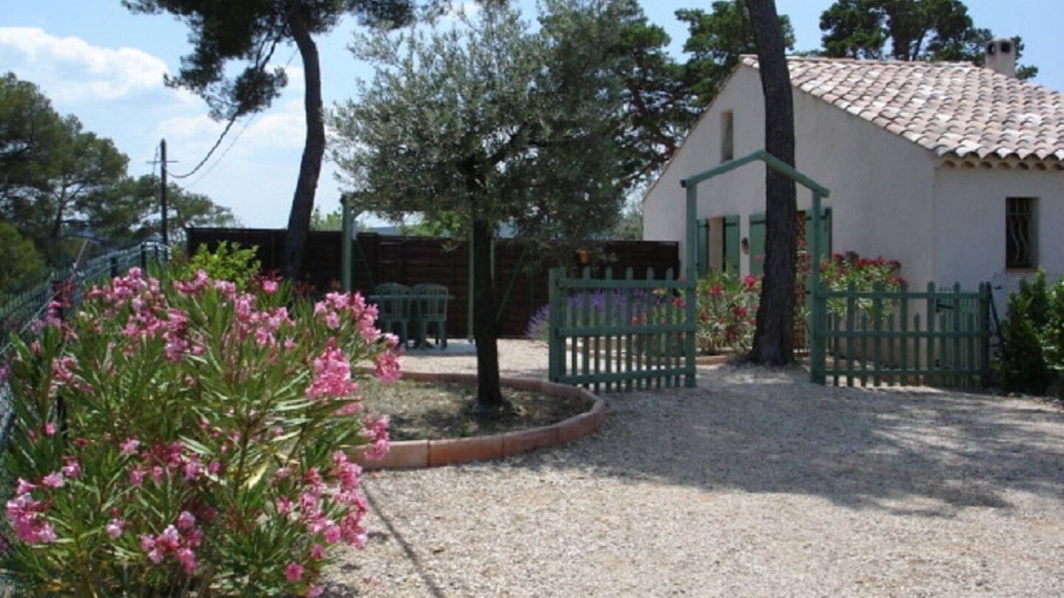 Esparron-de-Verdon House | GITE 3 PIECES de 35 M2 et TERRAIN For 2/3 persons