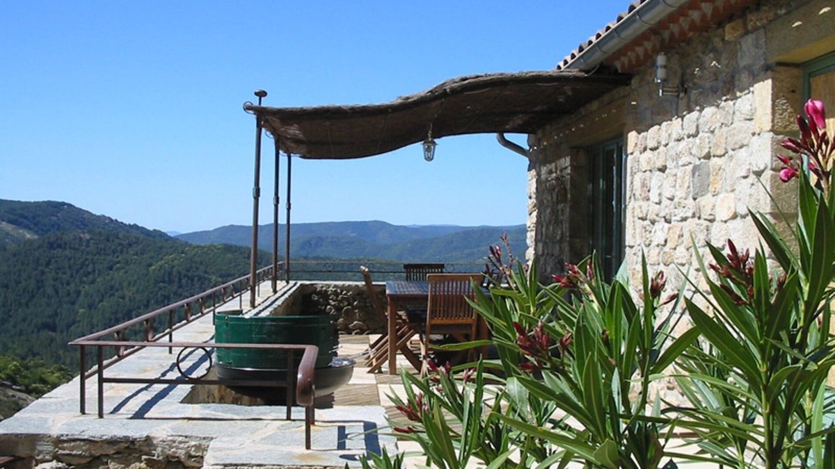 Blaunac House | Gite 6 people in a stone farmhouse, swimming pool, property 10Ha, panoramic view