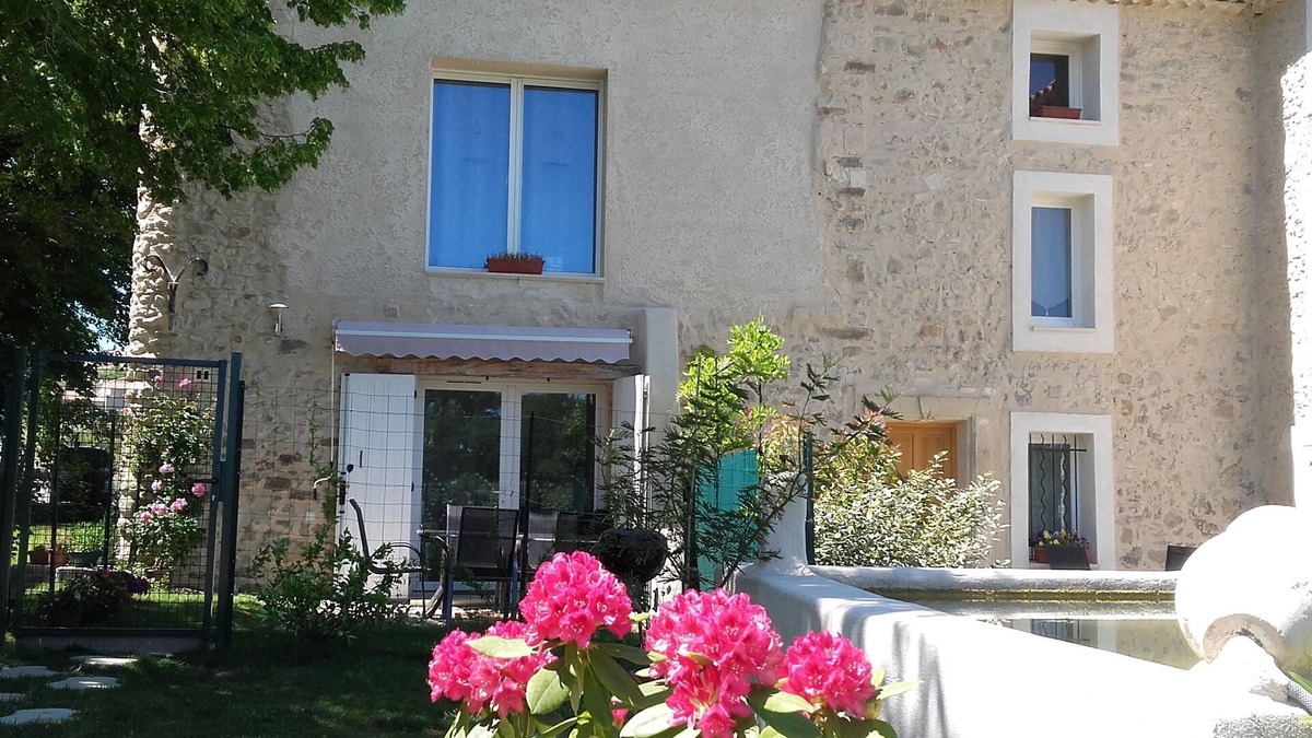 Pierrevert Cottage | Gite 60m2 LES LAVANDES