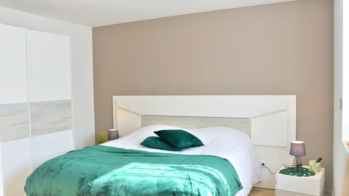 Plancoet Apartment | Gite access reduced mobility, 3 pers, near Dinan-St Malo in BRITTANY