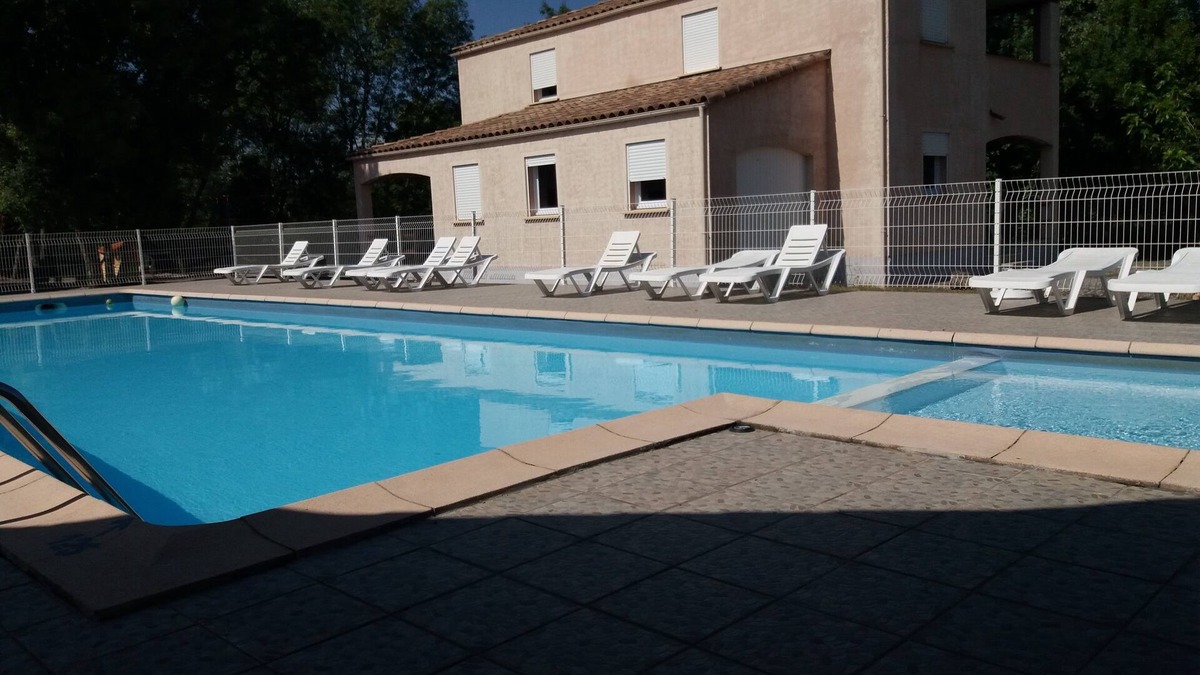 Lablachere Apartment | GITE ARDECHE SOUTH SWIMMING POOL TENNIS