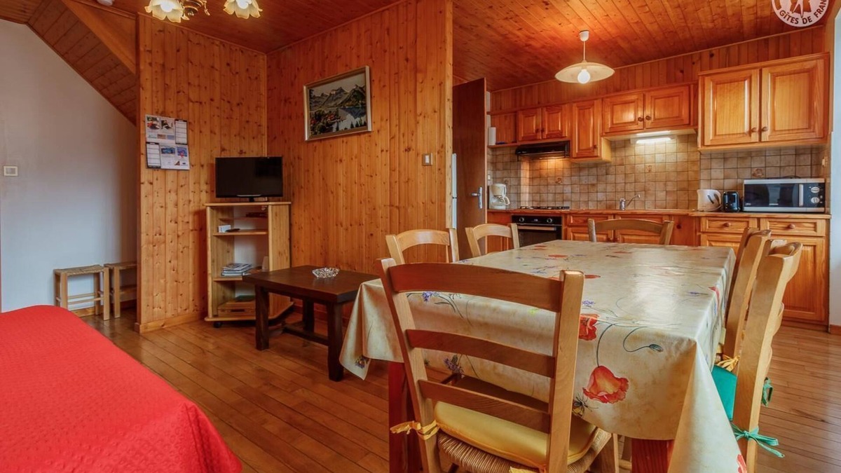 Entremont-le-Vieux House | Gite au Coeur du Village, Située à 2.5km des Pistes du Granier, à 4,5km du Désert D'entremont et à 2