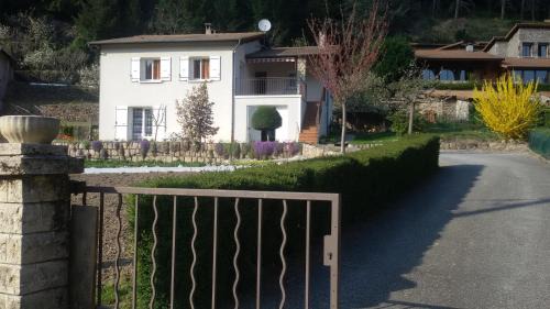Le Cheylard Apartment | Gite AURIVES