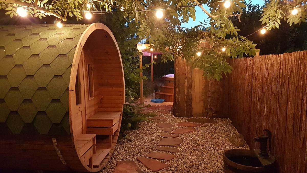 Dury Condo | Gite AUX Champs DES Amours spa et Sauna Finlandais