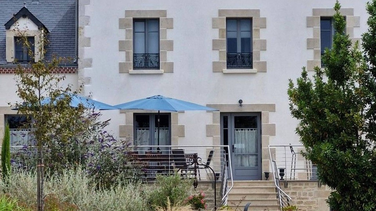 Briare Cottage | Gite Briare, 4 bedrooms, 11 persons