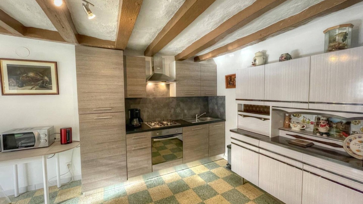 Chouze-sur-Loire Cottage | Gite Chouzé-sur-Loire, 7 bedrooms, 18 persons