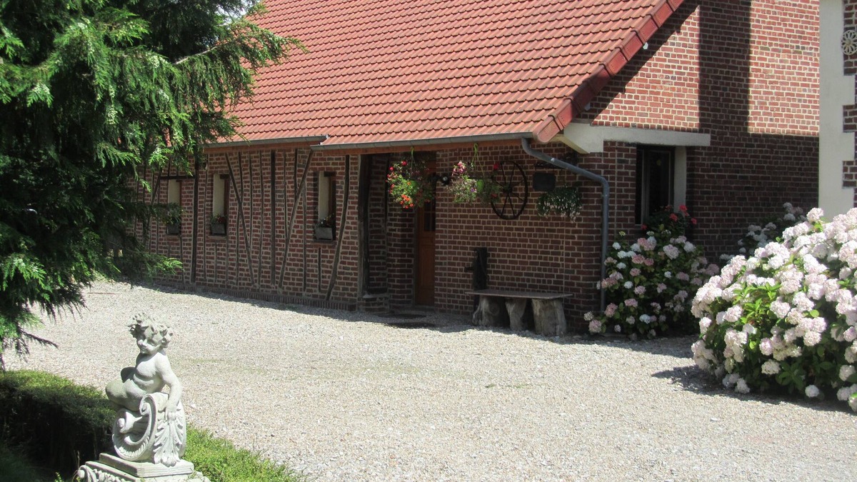 Campagne-les-Hesdin Cottage | Gite close to the Opal Coast and Bay of Somme, 6 people