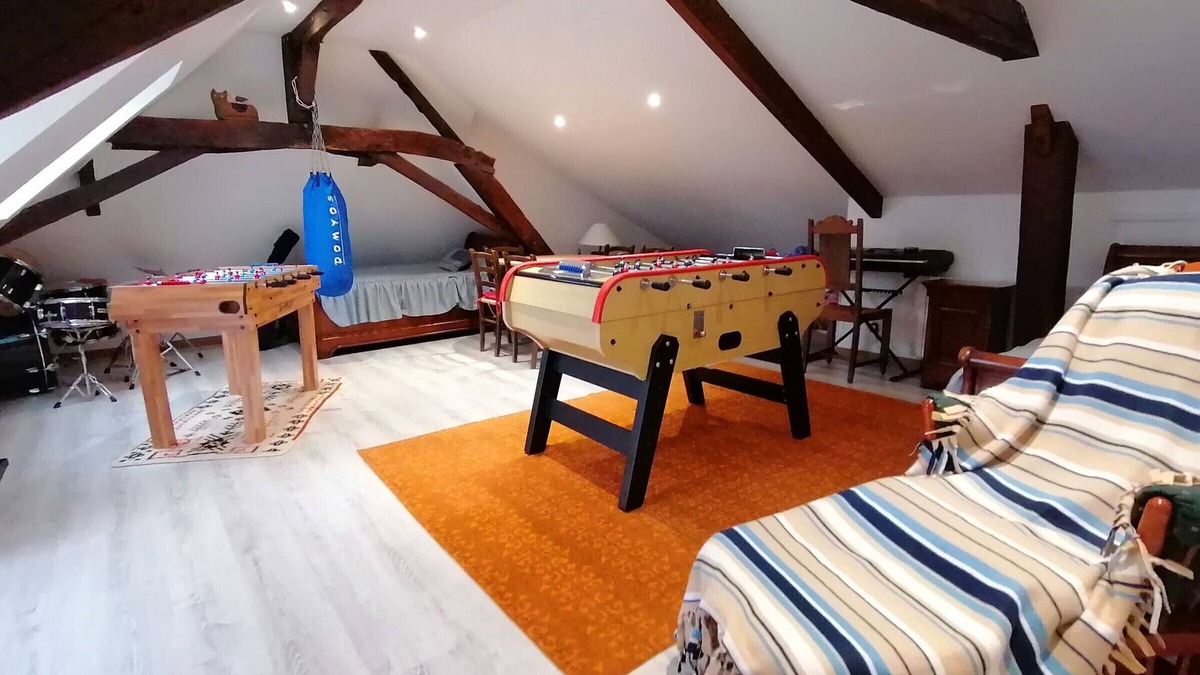 Congrier Cottage | Gite Congrier, 6 bedrooms, 14 persons