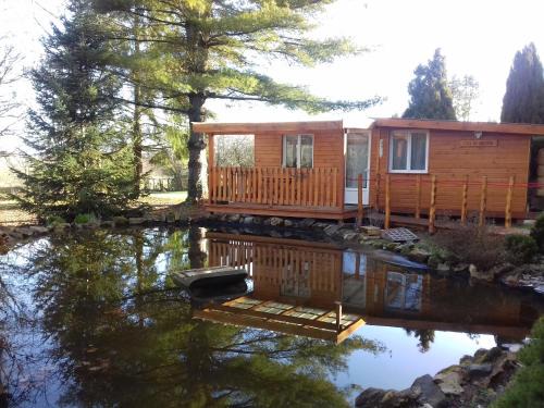 Jourgnac Ski Chalet | gite de beletou