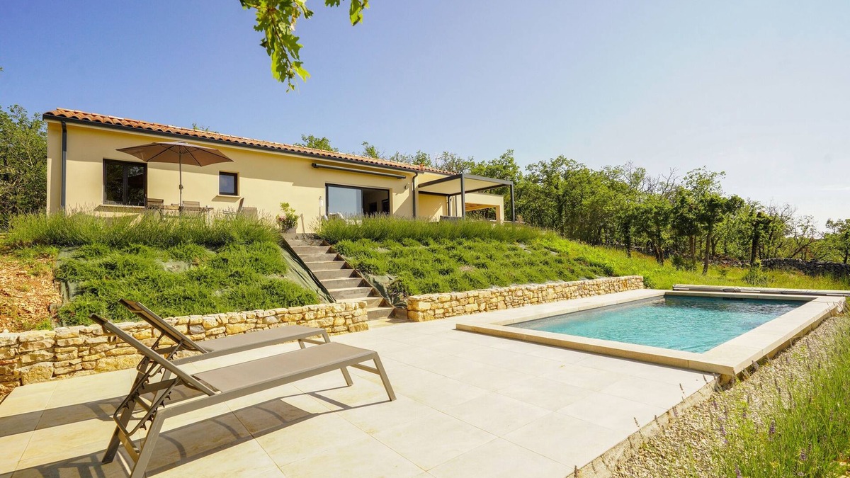 Vers House | Gite de Chantecoucou - Piscine privative et vue imprenable