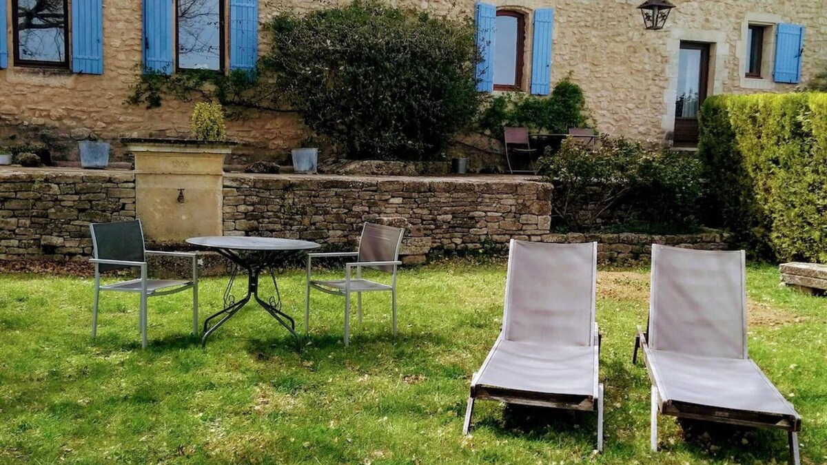 Lacoste House | Gite de Charme 2 Pers en Luberon, Calme, vue Panoramique, Piscine , Cheminée
